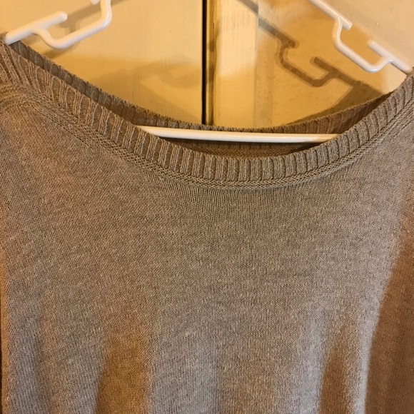 Old Navy Sweaters - Old Navy Gray Crew Neck Sweater Soft Knit